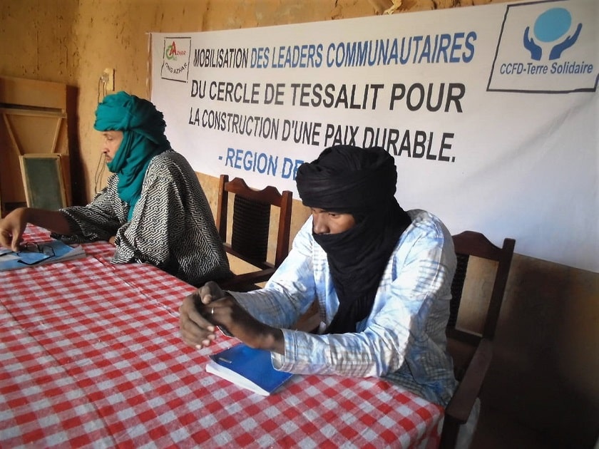 Rencontre des leaders communautaires du Cercle de Tessalit. Rétablissement de la paix organisée par AZHAR. © Azhar / CCFD-Terre Solidaire